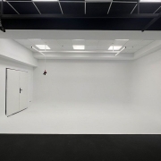 اجاره استودیو وایت باکس اجاره استودیو وایت باکس